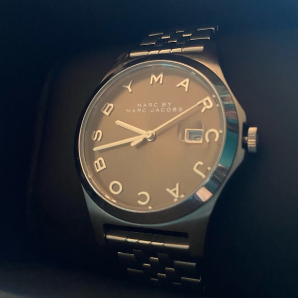 Marc By Marc Jacobs Watch - Picture 2 of 2